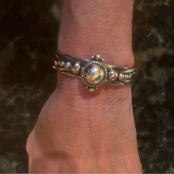 Signature David Dear Designer Cuff Bracelet. Solid 925 Sterling Silver, Size XS - Picture 3 of 16